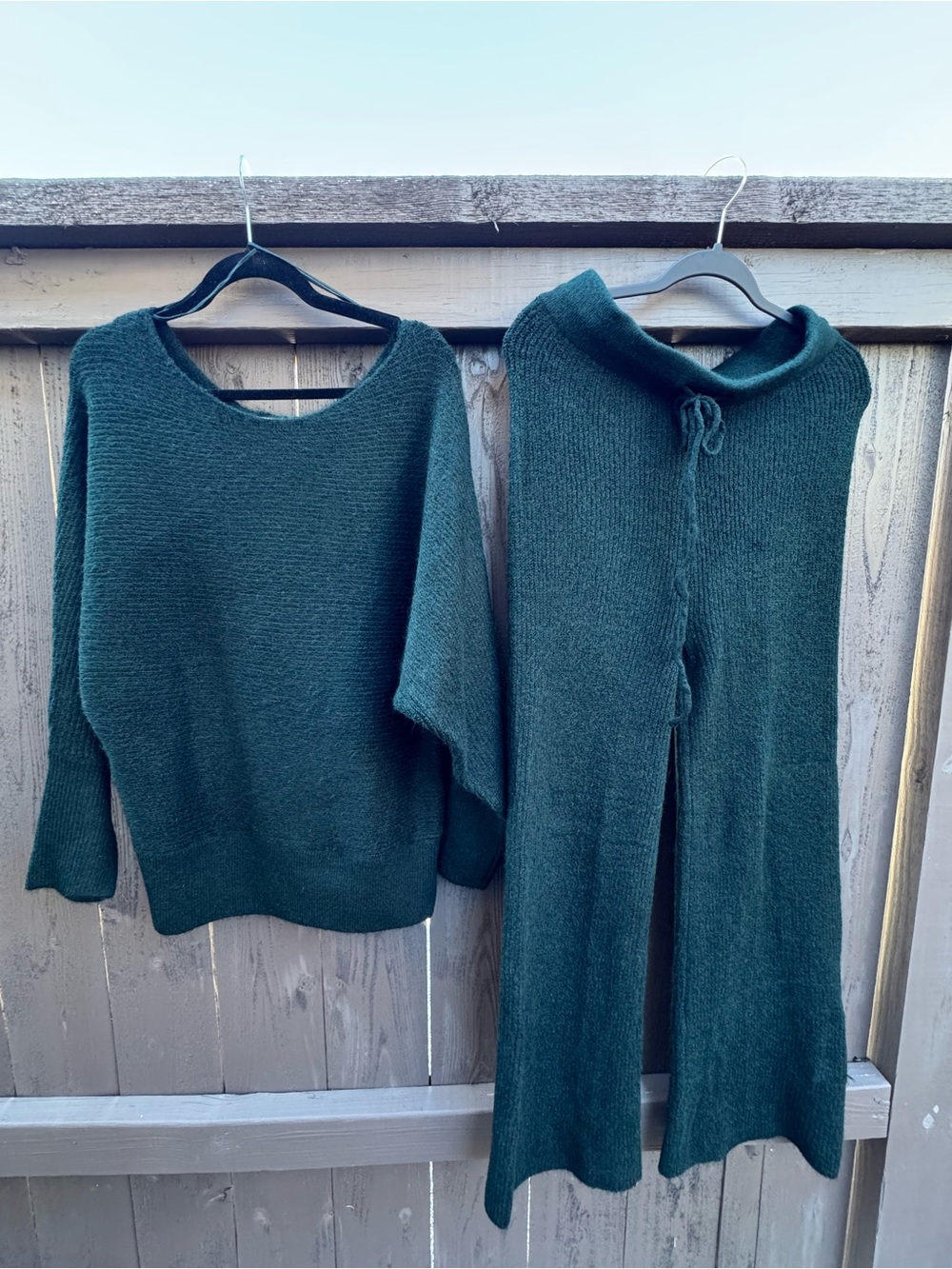 Cozy Forest Green Women's Knit Sweater and Pants Set